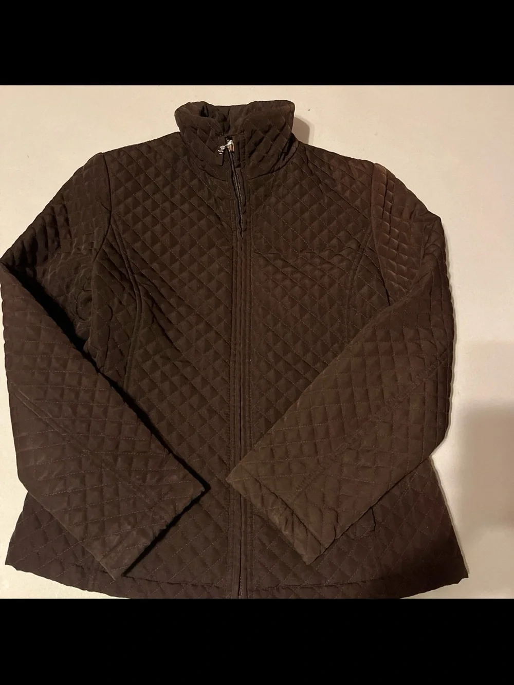 Quilted Zip-Up Puffer Jacket in Dark Brown Size Petite Small